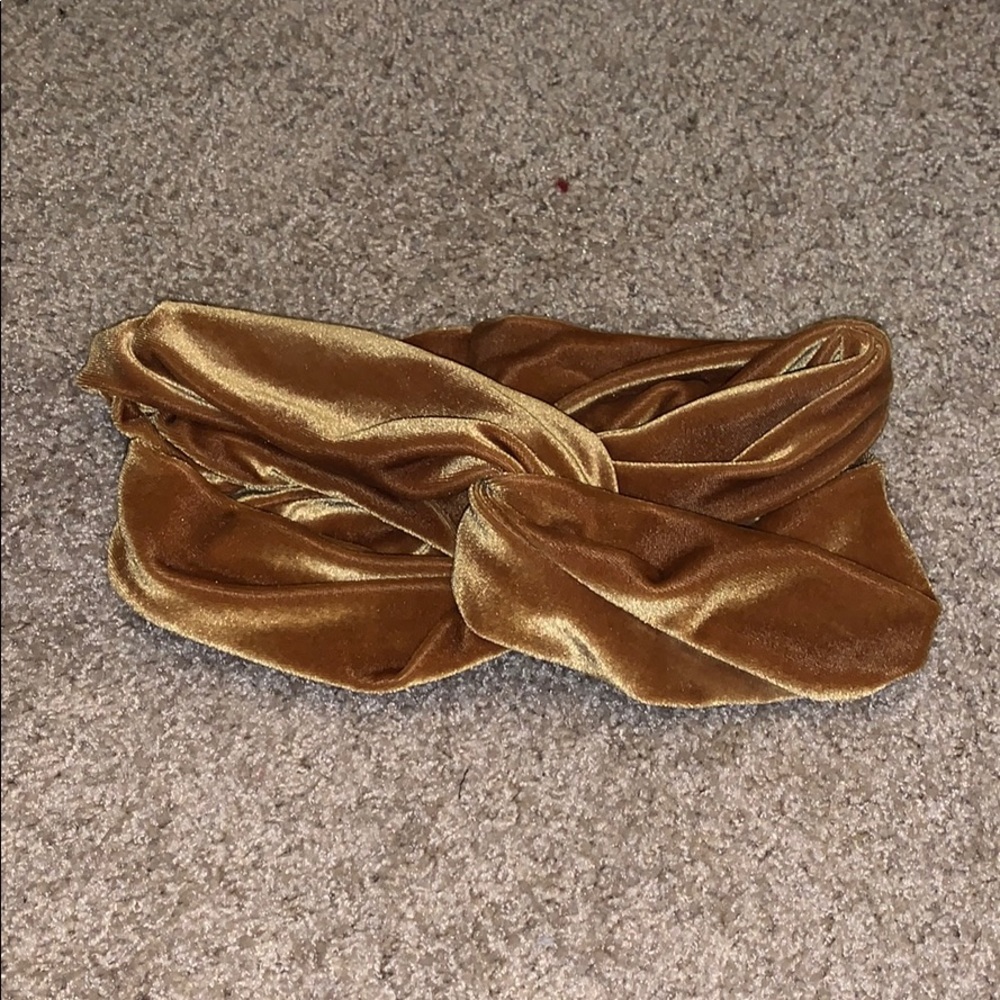 Free people yellow velvet headband/turban.
